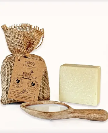 Esencias y productos de aromaterapia de Greenlife Artsoaps para hogar y vehículo.