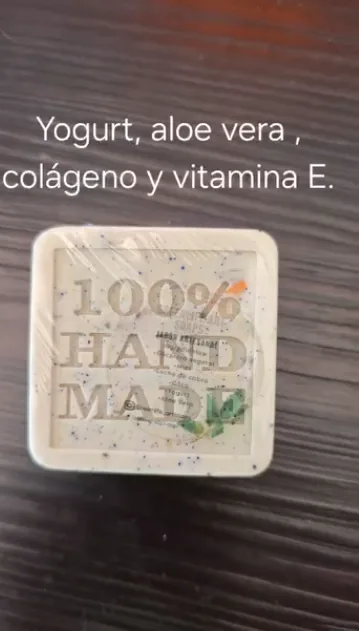 Jabones artesanales y creaciones de cuidado personal hechos a mano por Greenlife Artsoaps.